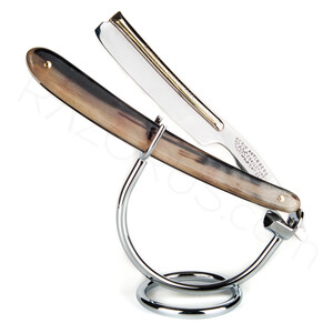 Erik Anton Berg Frameback Straight Razor, Horn - Thumbnail