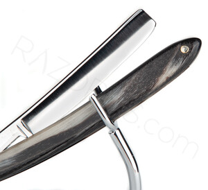 Erik Anton Berg Straight Razor, Horn - Thumbnail