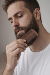 Pasha Shaving Beard Comb, Sandalwood - Thumbnail