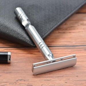 Yaqi Excalibur SE Safety Razor, Matte Chrome - Thumbnail