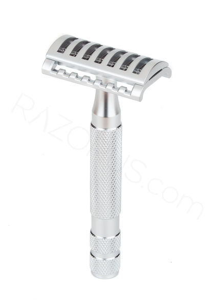 Yaqi Knight Helmet DE Safety Razor, Matte Chrome