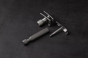 Yaqi Torqx Stainless Steel Slant Adjustable Double Edge Safety Razor, Matte - Thumbnail
